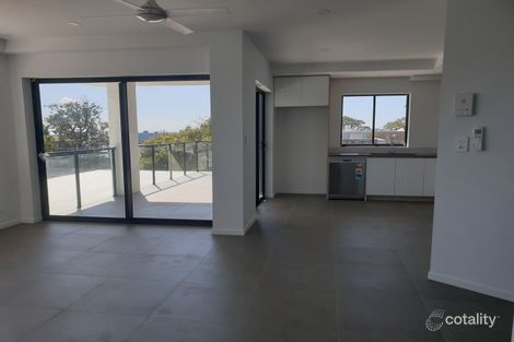 Property photo of 401/9 Violet Street Redcliffe QLD 4020