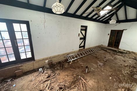 12 Meares St, York, WA 6302