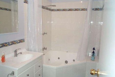 Property photo of 7 Platypus Road Berkeley Vale NSW 2261