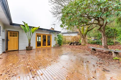 138 Monbulk Rd, Mount Evelyn, VIC 3796