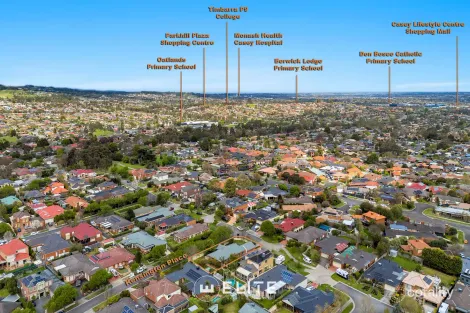 Property photo of 14 Kensington Place Narre Warren VIC 3805