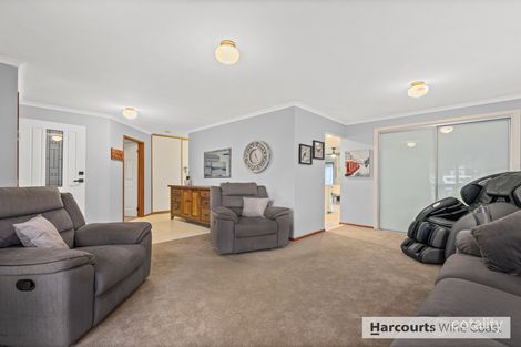 Property photo of 32 Lantern Drive Seaford Rise SA 5169