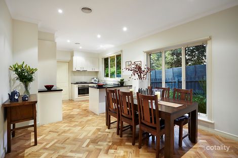 Property photo of 2/9 Willow Grove Canterbury VIC 3126