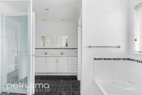 Property photo of 2 Allender Court Oakdowns TAS 7019