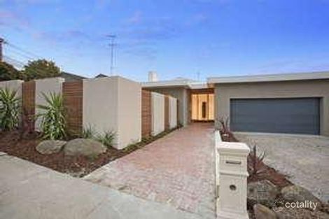 Property photo of 8 Golden Way Bulleen VIC 3105