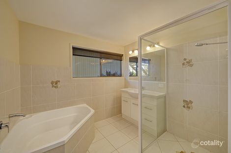 Property photo of 9 Hilltop Avenue Qunaba QLD 4670