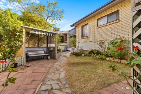 3 Atkins Cres, Morphett Vale, SA 5162