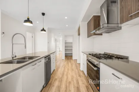 Property photo of 8 Primula Street Diggers Rest VIC 3427