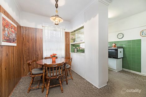 Property photo of 32 Dorrington Avenue Reservoir VIC 3073