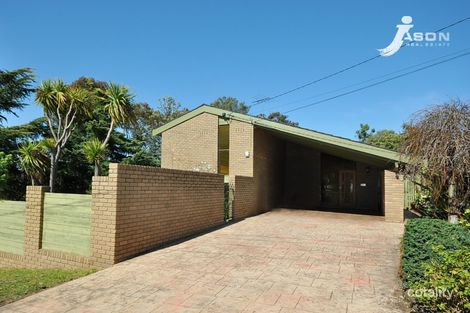 Property photo of 27 Coopers Hill Drive Westmeadows VIC 3049