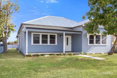 Property photo of 2 First Avenue Rutherford NSW 2320