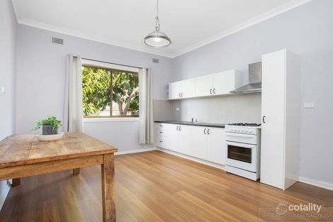 Property photo of 2 First Avenue Rutherford NSW 2320