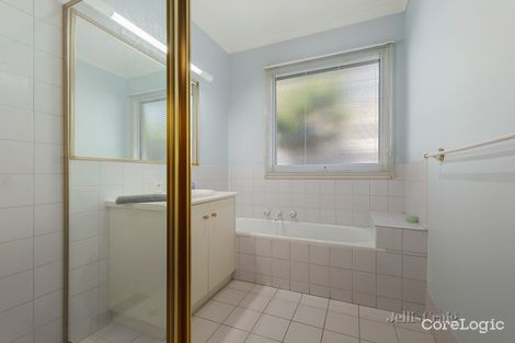 Property photo of 2/16 Heather Grove Templestowe Lower VIC 3107