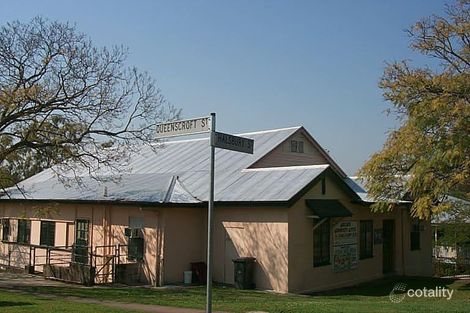 15 Queenscroft St, Chelmer, QLD 4068