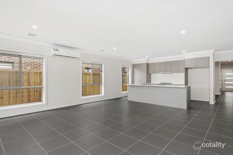Property photo of 45 Edara Circuit Greenvale VIC 3059