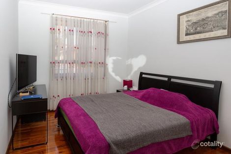 Property photo of 8 Phoenix Crescent Casula NSW 2170