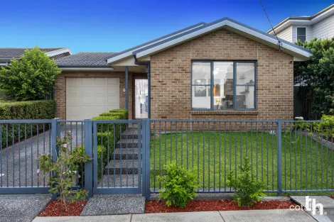 61 Fitzroy St, Mayfield, NSW 2304