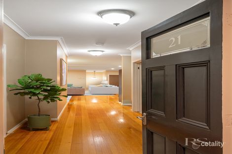 Property photo of 21 Valda Close Berwick VIC 3806