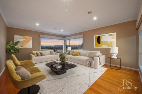 Property photo of 21 Valda Close Berwick VIC 3806