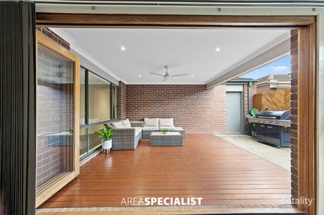 Property photo of 4 Algerd Way Pakenham VIC 3810