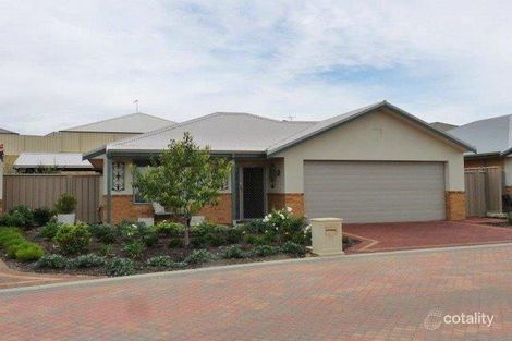 82/52 Bellambi Ch, Lakelands, WA 6180