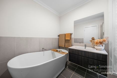 Property photo of 48 Versace Crescent Melonba NSW 2765