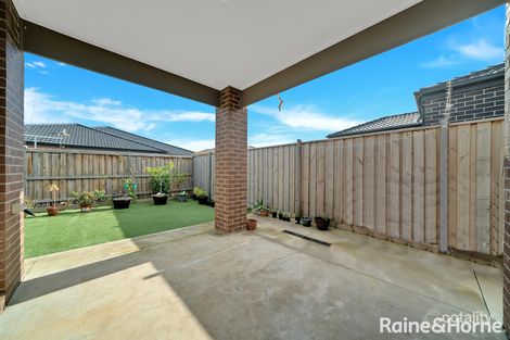 Property photo of 22 Arkins Circuit Tarneit VIC 3029