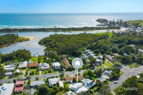 Property photo of 51 Pacific Street Crescent Head NSW 2440
