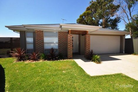 Property photo of 17 Chasseles Place Bannockburn VIC 3331