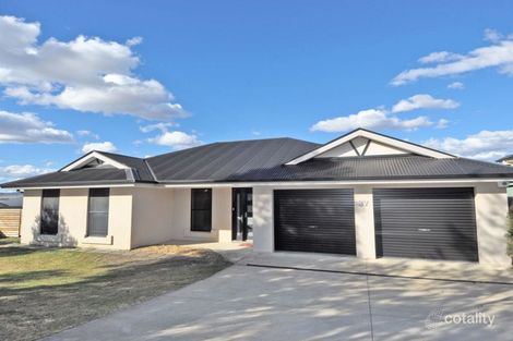 Property photo of 37 Darwin Drive Llanarth NSW 2795