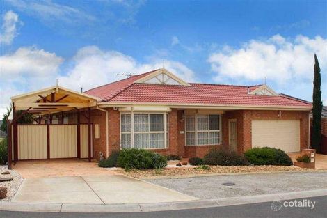 10 Charles Ct, Sydenham, VIC 3037