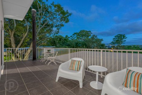 Property photo of 16 Aemilia Avenue Seven Hills QLD 4170