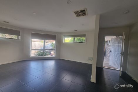 Property photo of 11A Robinsons Road Seaford VIC 3198