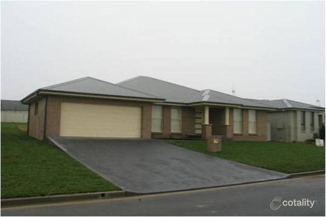 Property photo of 24 Brooklands Drive Orange NSW 2800