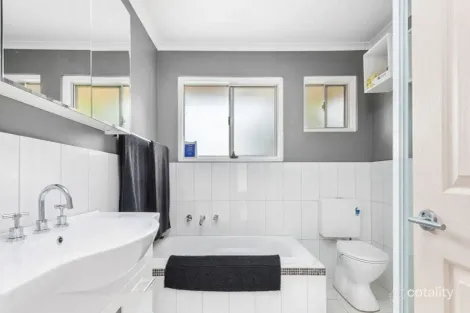 Property photo of 19 Jenner Street Morphett Vale SA 5162