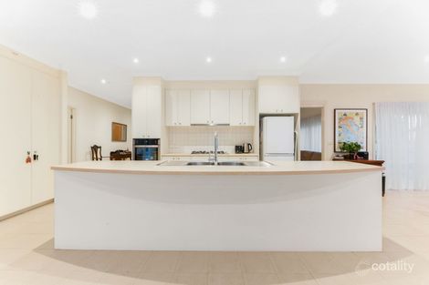 Property photo of 8 Palm Grove Boulevard Aspendale Gardens VIC 3195