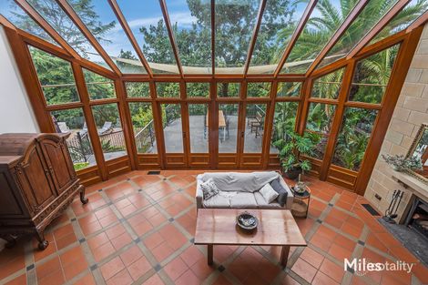 Property photo of 4 McCubbin Street Ivanhoe East VIC 3079