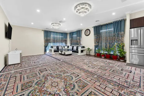 Property photo of 17 Cooney Circuit Kalkallo VIC 3064