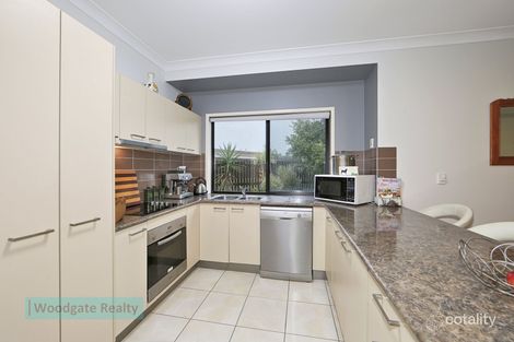 Property photo of 8 Honeyeater Court Woodgate QLD 4660