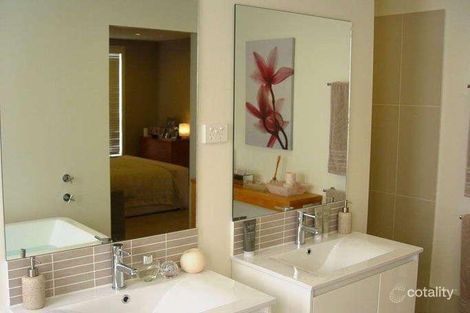 Property photo of 3 Garnett Grove Flinders NSW 2529