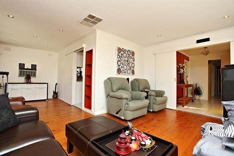 Property photo of 3 Bellara Crescent Kealba VIC 3021
