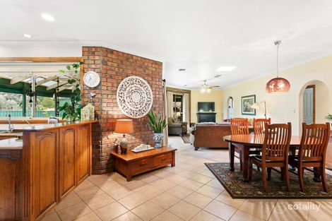 Property photo of 113 Homestead Drive Aberfoyle Park SA 5159