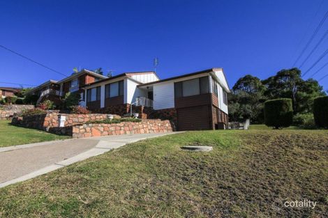 Property photo of 16 Alhambra Avenue Macquarie Hills NSW 2285