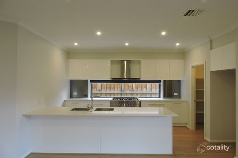 Property photo of 58 Adrian Street Cranbourne East VIC 3977