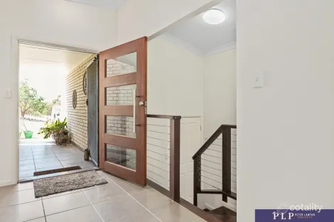 Property photo of 7 Siesta Court Bowen QLD 4805