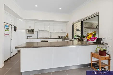 Property photo of 7 Siesta Court Bowen QLD 4805