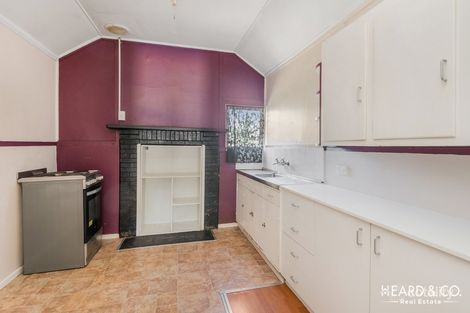 Property photo of 16 Haggar Street Eaglehawk VIC 3556