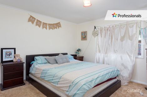 Property photo of 3 Naretha Street Glenfield Park NSW 2650