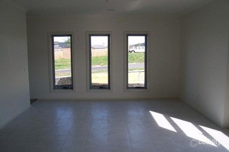 Property photo of 1 Agar Place Sunbury VIC 3429