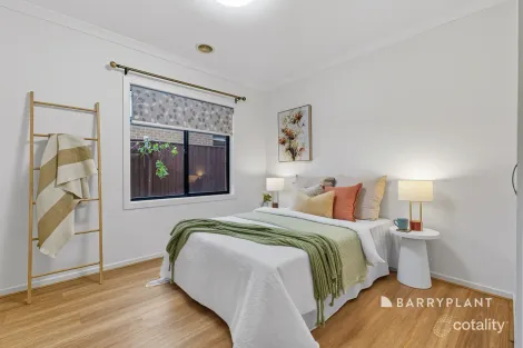 Property photo of 37 Beatrix Circuit Officer VIC 3809